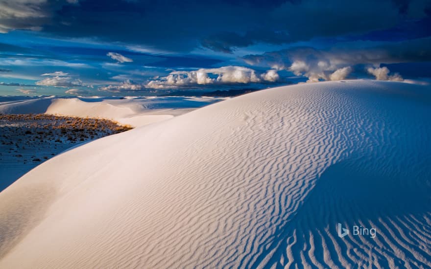 Gypsum sand dunes, White Sands National Park, New Mexico